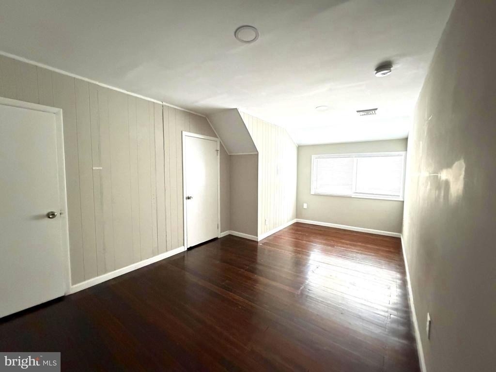 10 Webster Avenue - Photo 11