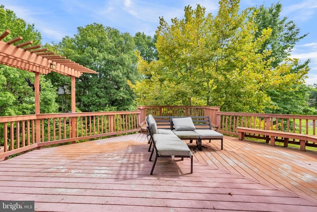 7813 Kilcroney Court - Photo 39
