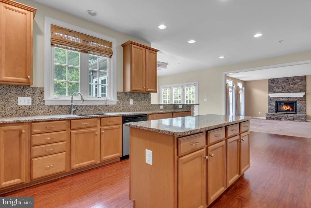 7813 Kilcroney Court - Photo 10