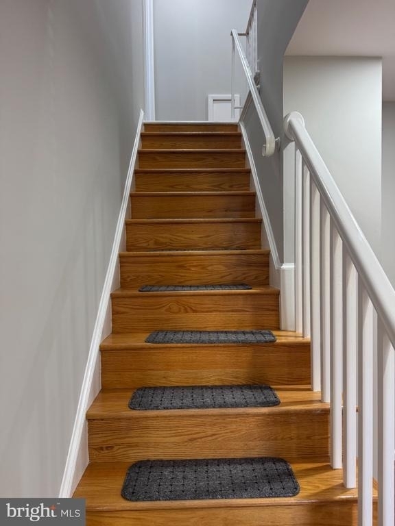 8931 Bluffwood Court - Photo 30