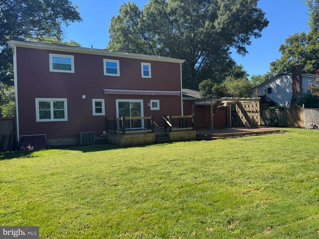 8931 Bluffwood Court - Photo 3