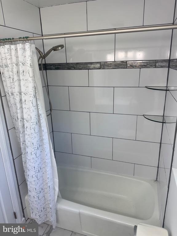 8931 Bluffwood Court - Photo 42
