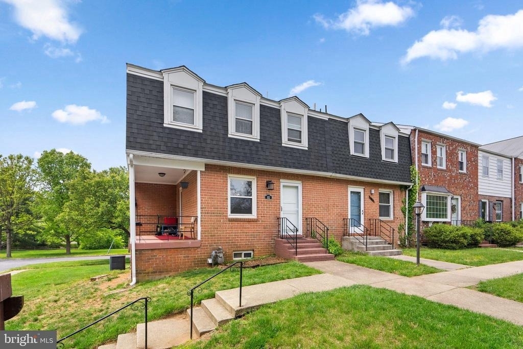 81 Watkins Park Drive - Photo 1