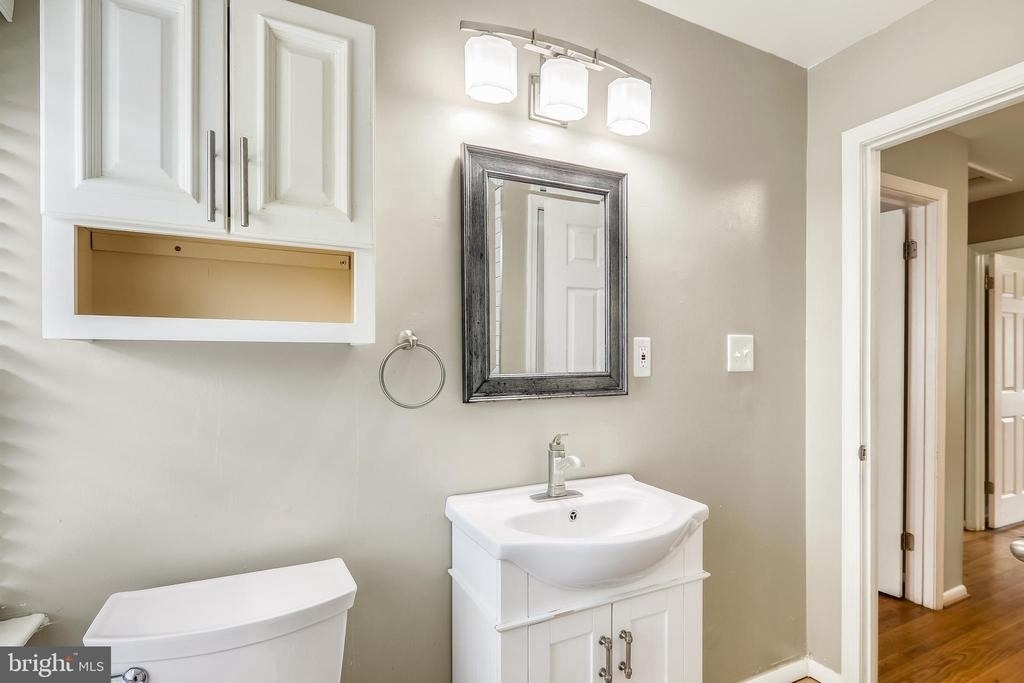 81 Watkins Park Drive - Photo 16