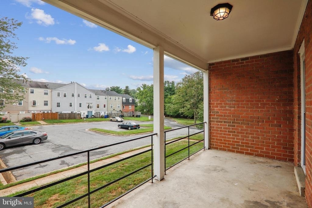 81 Watkins Park Drive - Photo 2