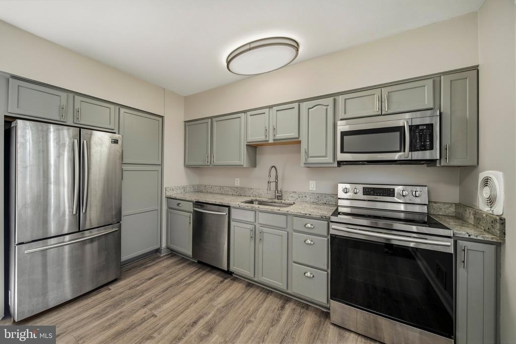 12807 Jackson Drive - Photo 14