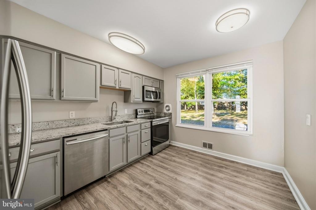 12807 Jackson Drive - Photo 13