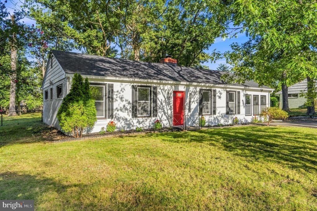 12807 Jackson Drive - Photo 4
