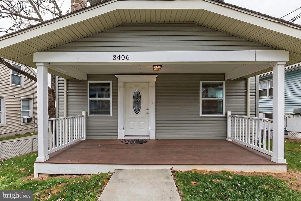 3406 39th Avenue - Photo 1