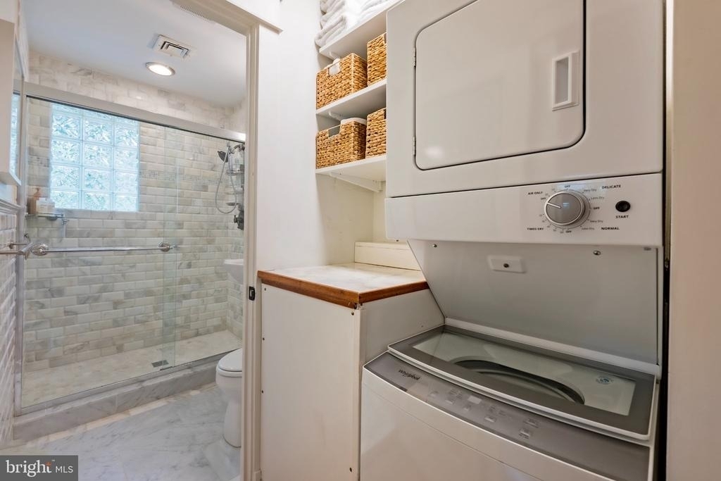 4115 Denfeld Avenue - Photo 9