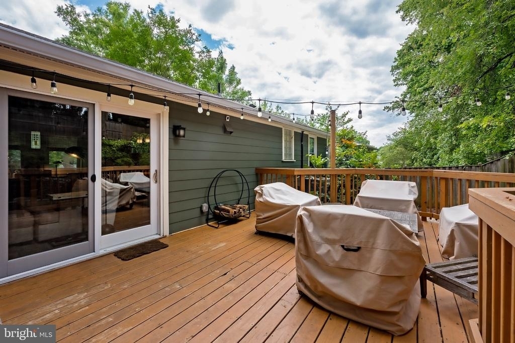 4115 Denfeld Avenue - Photo 5