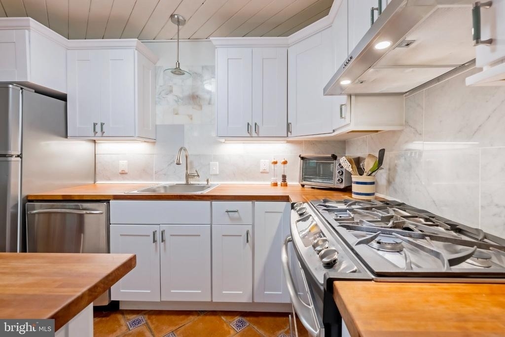 4115 Denfeld Avenue - Photo 20