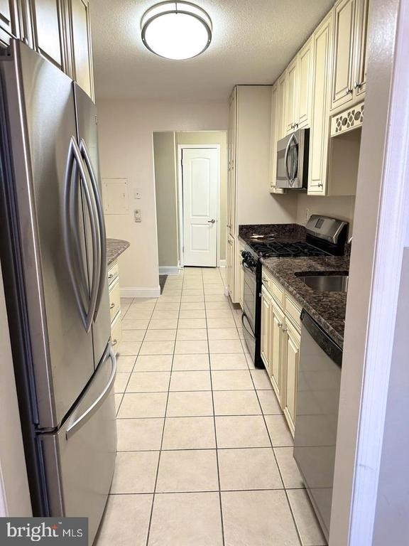 4 Monroe Street - Photo 12