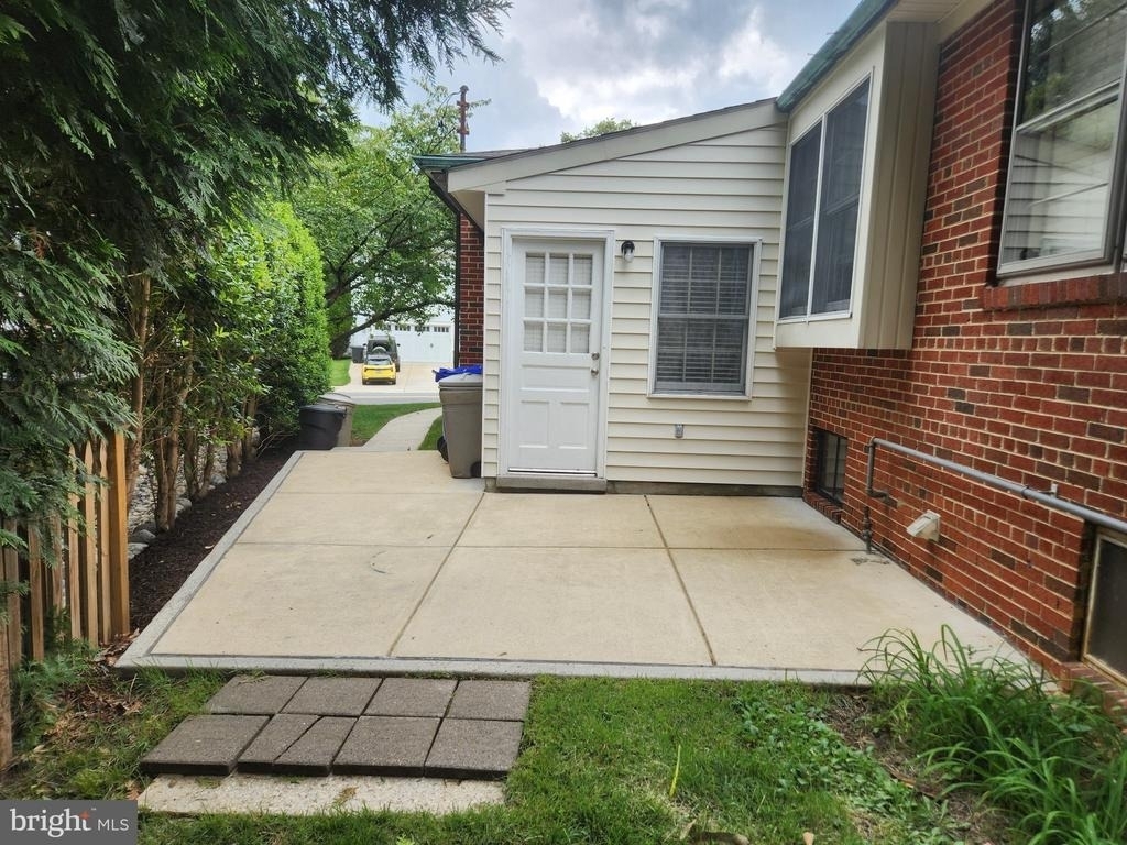 5601 Pollard Road - Photo 3