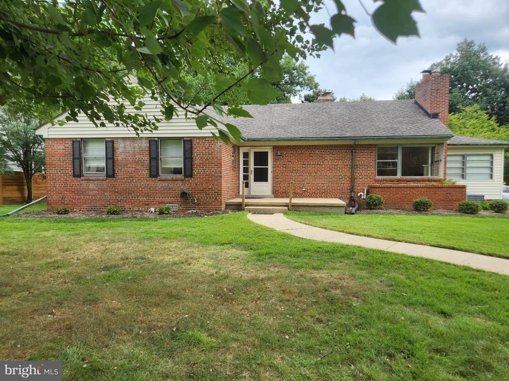 5601 Pollard Road - Photo 1