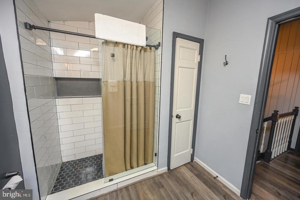 285 Lakeshore Drive - Photo 20