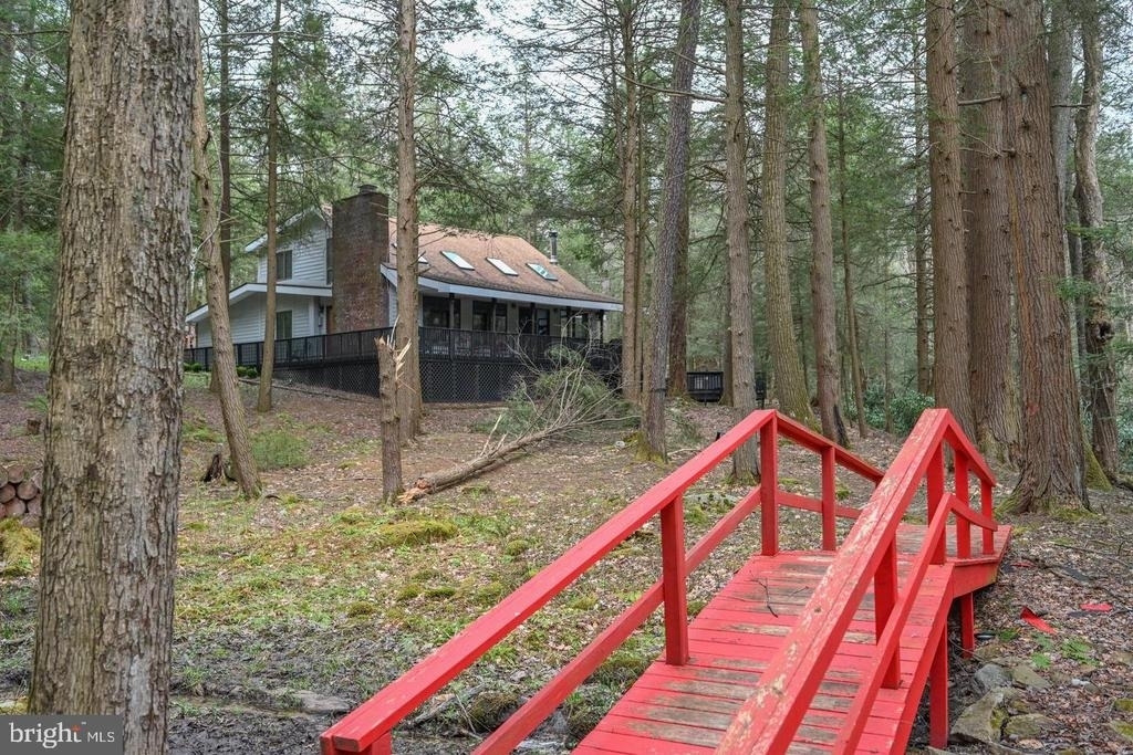 285 Lakeshore Drive - Photo 47