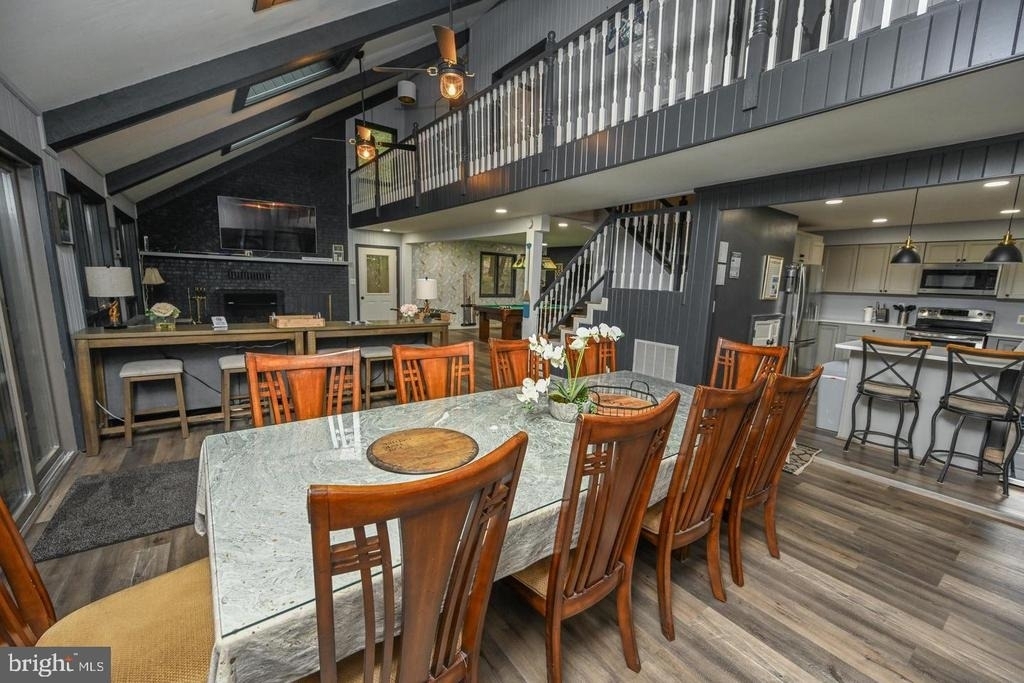 285 Lakeshore Drive - Photo 9