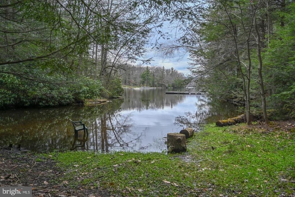 285 Lakeshore Drive - Photo 45