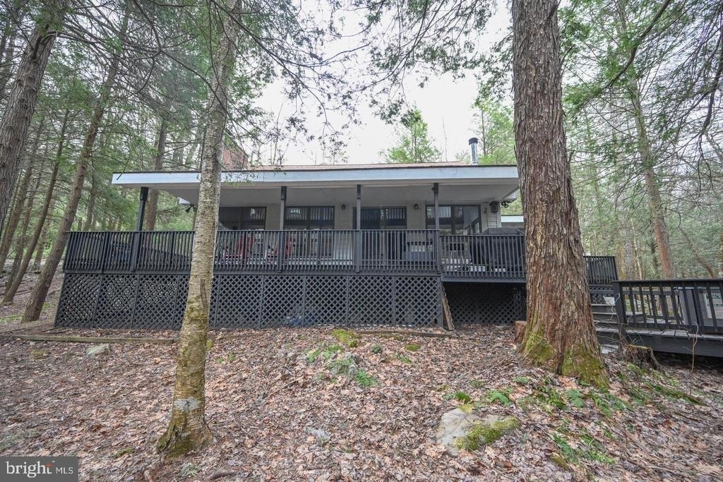 285 Lakeshore Drive - Photo 39