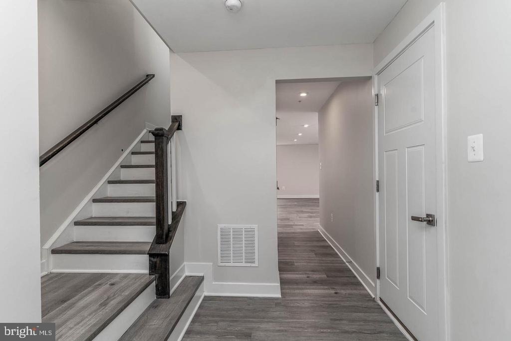 6021 Etterbeek Street - Photo 4