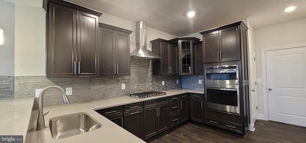 4940 Macdonough Pl - Photo 8