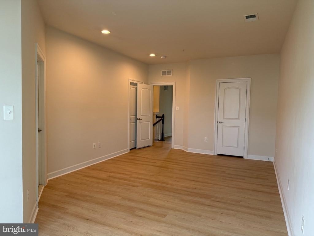 3579 Sprigg Street S - Photo 2