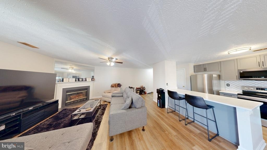 2106 Whitehall Road - Photo 8