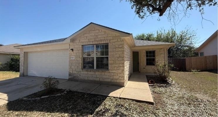 940 Goldenrod St - Photo 0