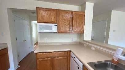 940 Goldenrod St - Photo 3