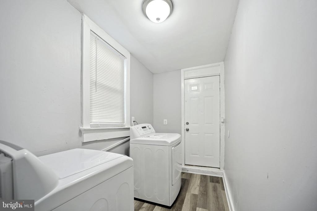 1524 E 28th Street E - Photo 12