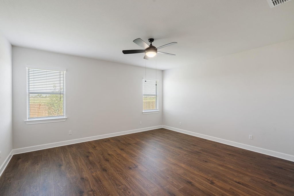 517 W Luna Blue Ln - Photo 3