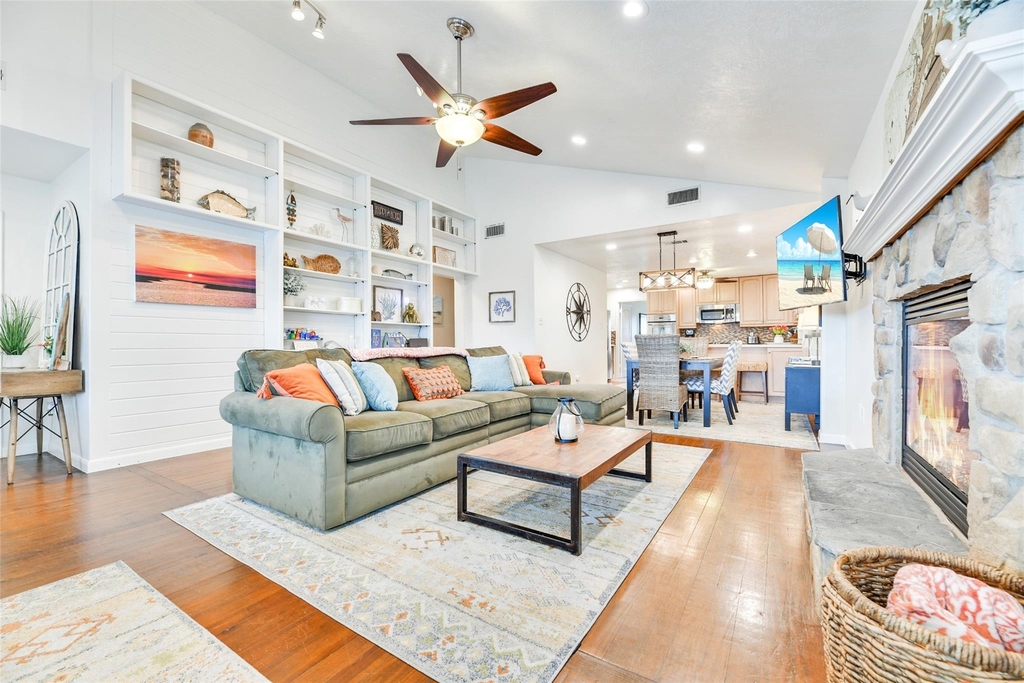 16619 Jamaica Cove Rd - Photo 10