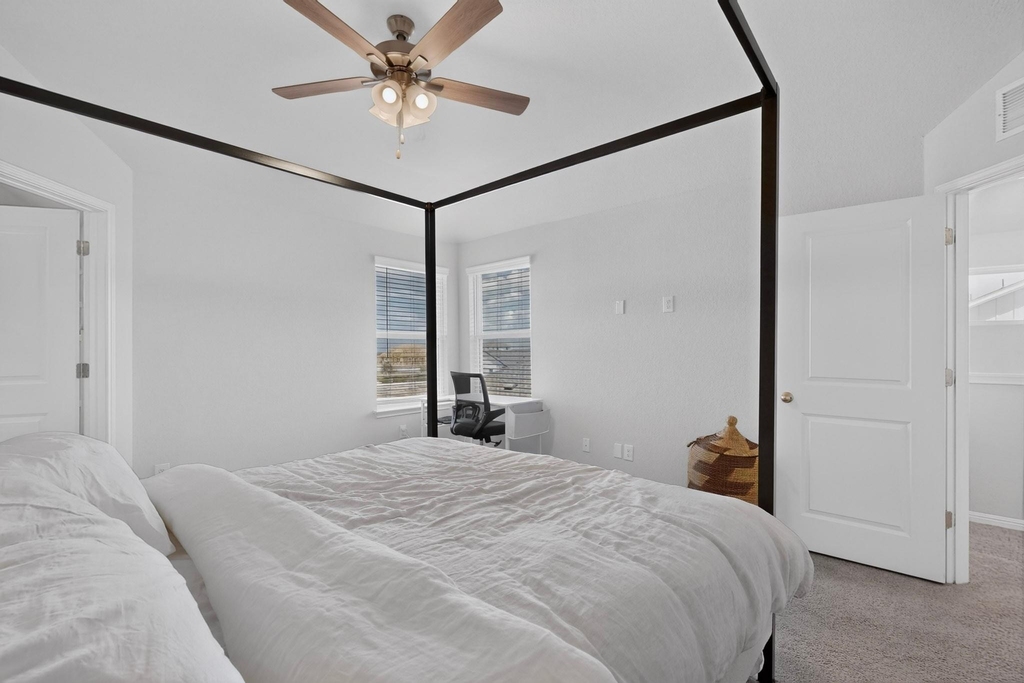 6317 Marsh Ln - Photo 18