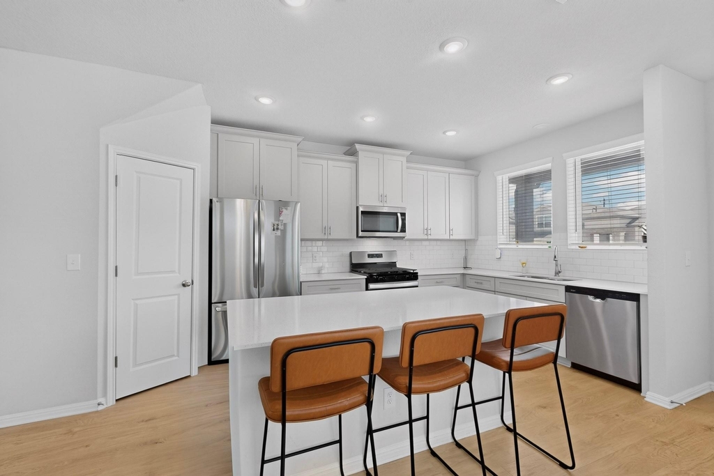 6317 Marsh Ln - Photo 9