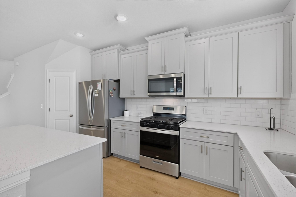 6317 Marsh Ln - Photo 11
