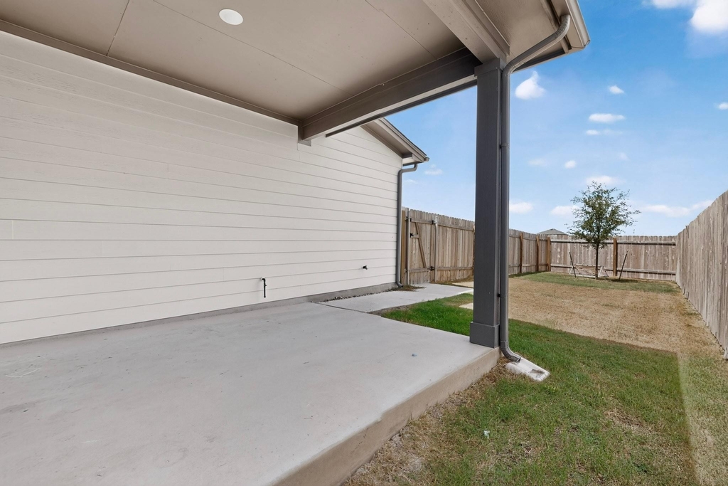 6317 Marsh Ln - Photo 31