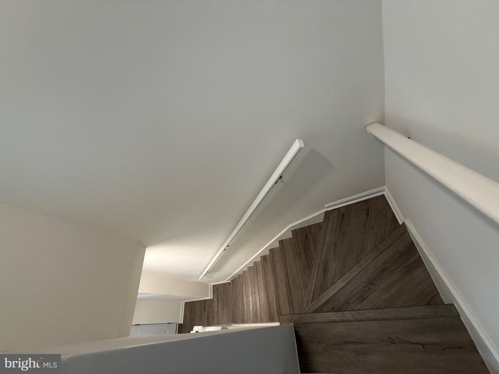 5215 Ready Avenue - Photo 4