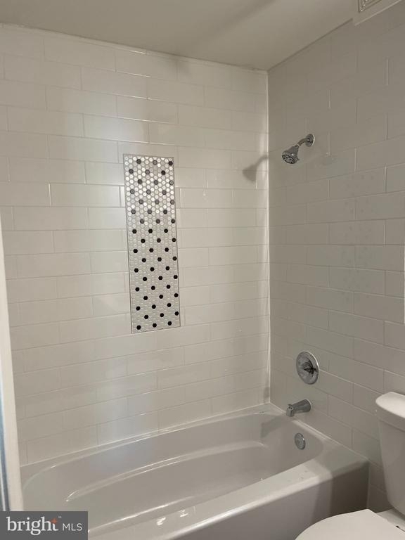 1490 Blockton - Photo 12