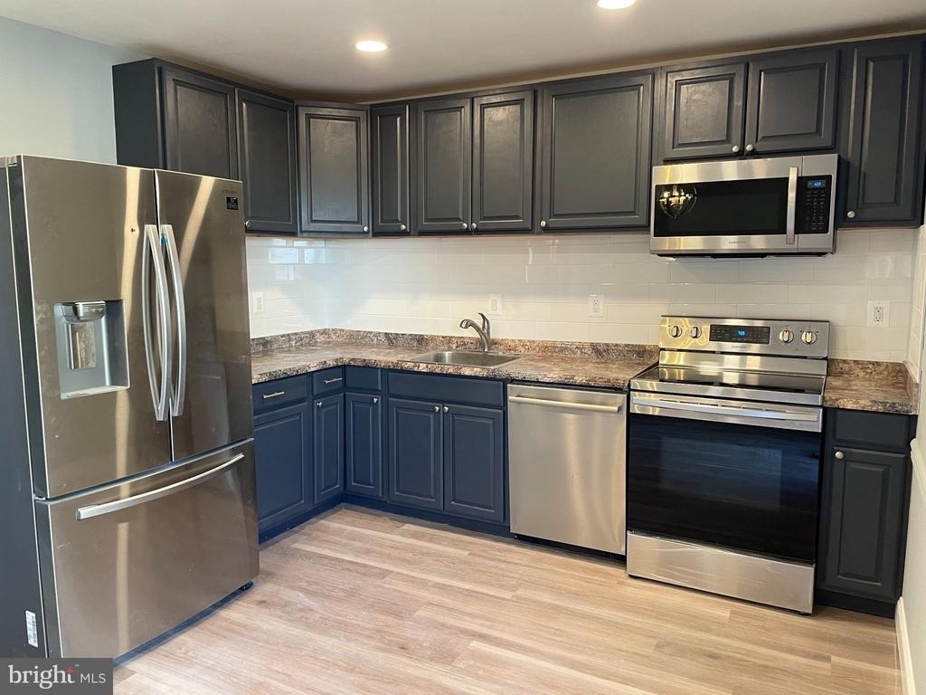 1490 Blockton - Photo 15