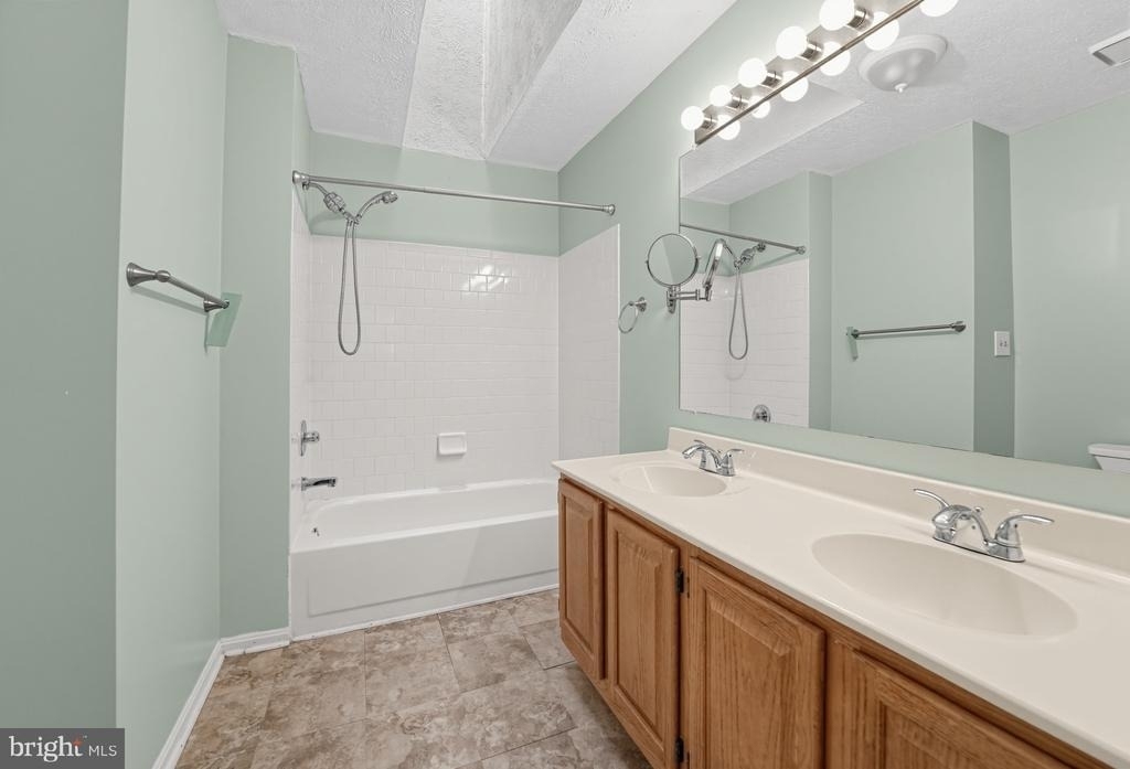 2504 Smoketree Lane - Photo 25