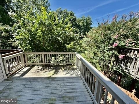 832 Stonehurst Court - Photo 6