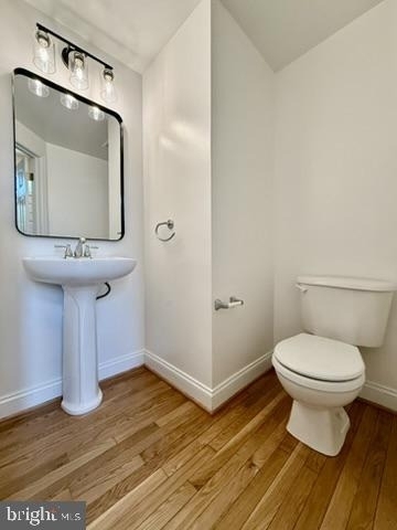 832 Stonehurst Court - Photo 7