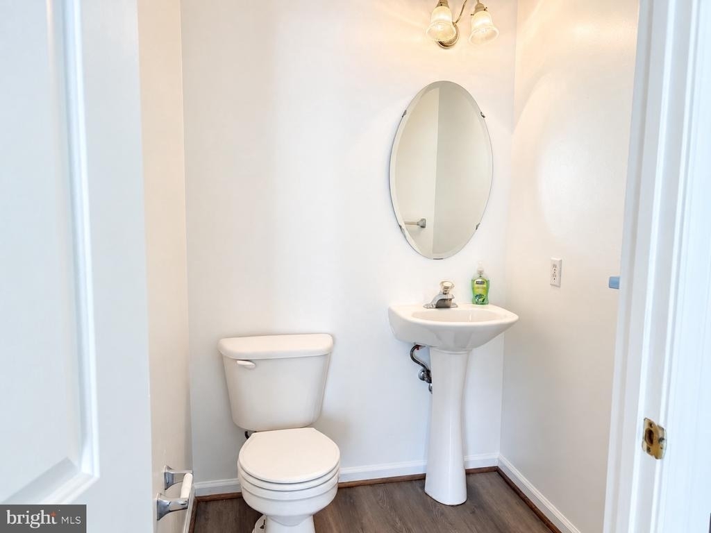 8720 Thornbrook Drive - Photo 11