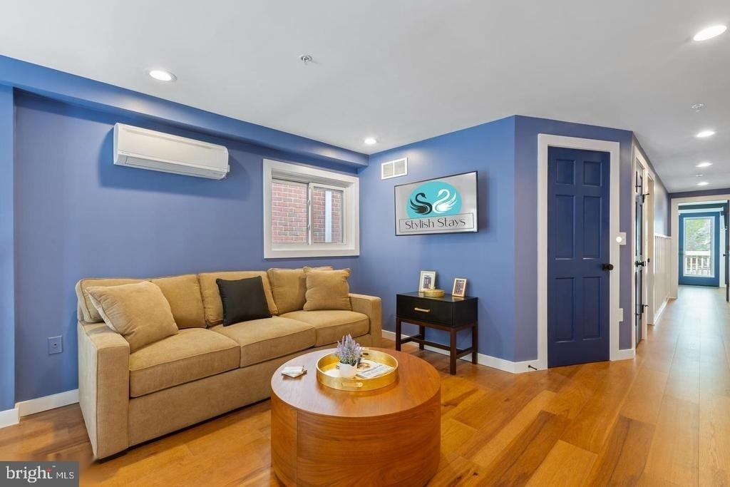 220 West Street - Photo 15