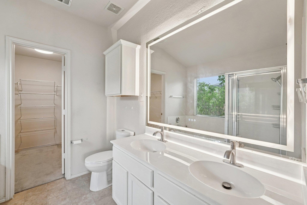 1724 Darjeeling Dr - Photo 11