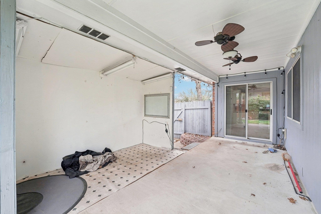 1724 Darjeeling Dr - Photo 17