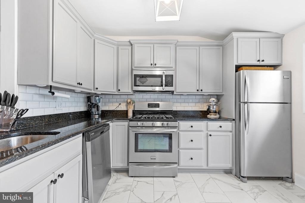 1718 13th Street - Photo 13