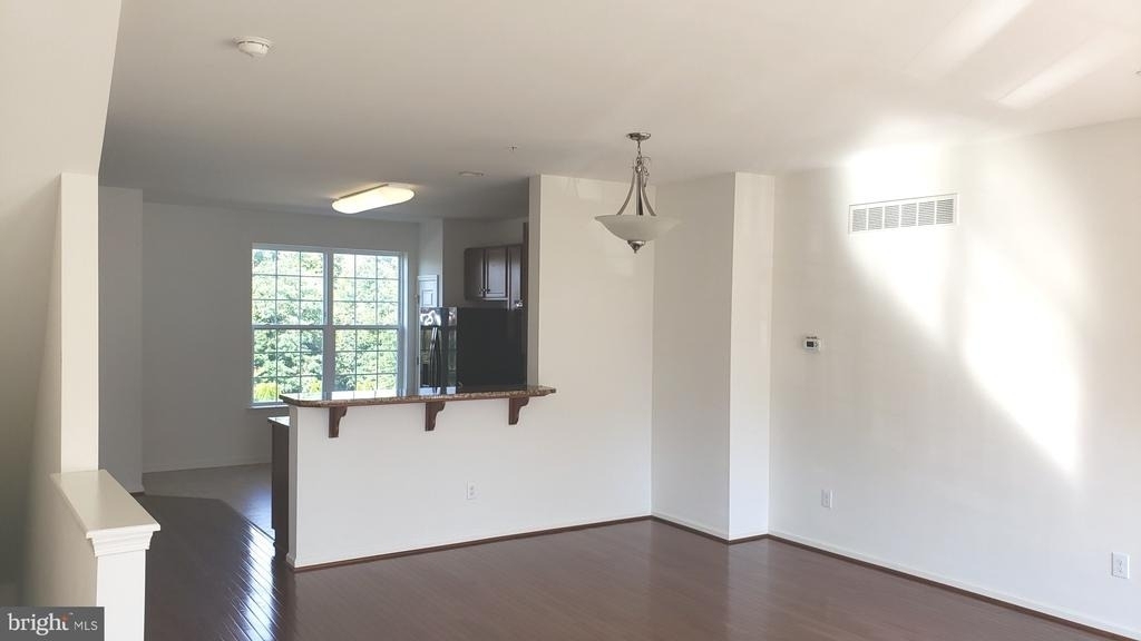 341 Lenape Way - Photo 4