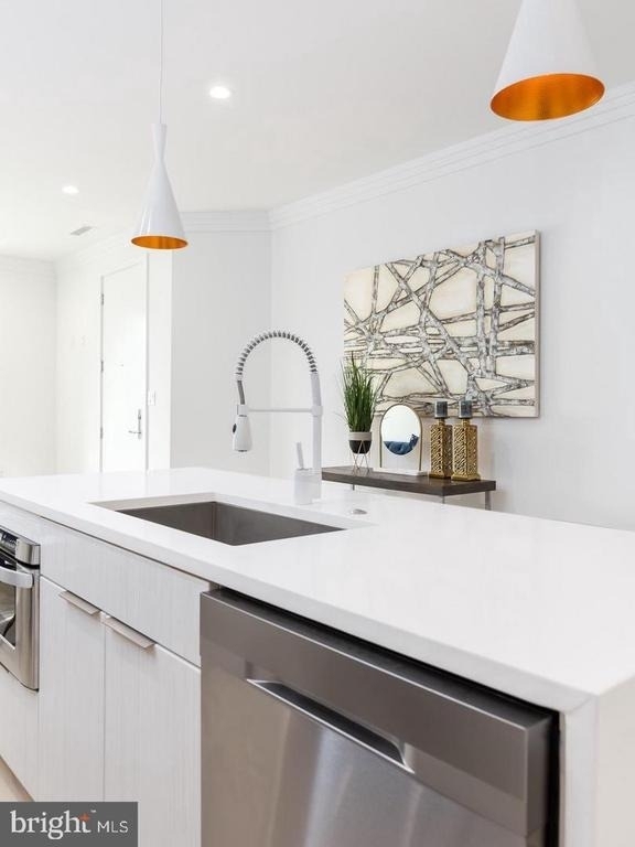 3527 14th Street Nw - Photo 3